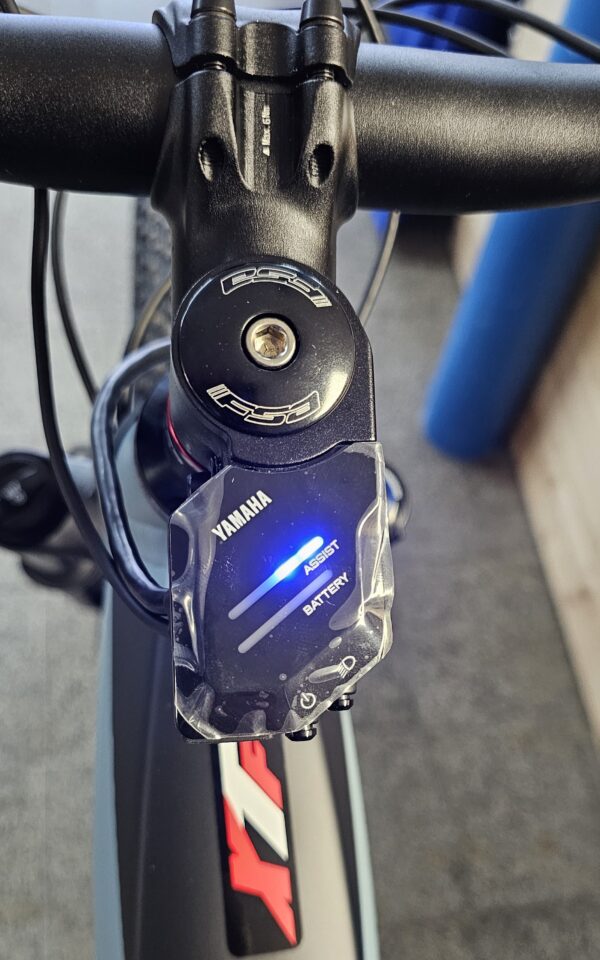 Fantic XTF 1.5 Sport, Yamaha PW X3 85Nm, 630Wh, 150mm Rock Shox, Trail-Mountain – Bild 4