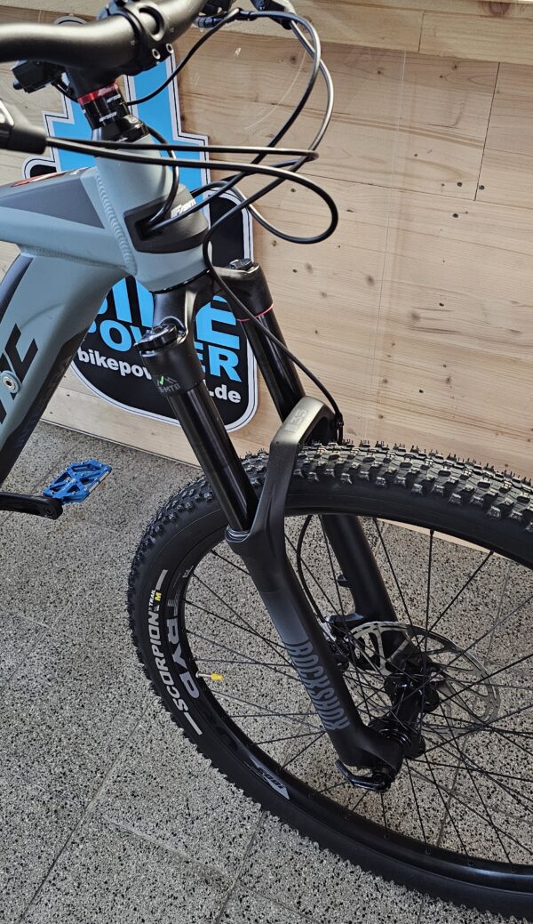Fantic XTF 1.5 Sport, Yamaha PW X3 85Nm, 630Wh, 150mm Rock Shox, Trail-Mountain – Bild 18